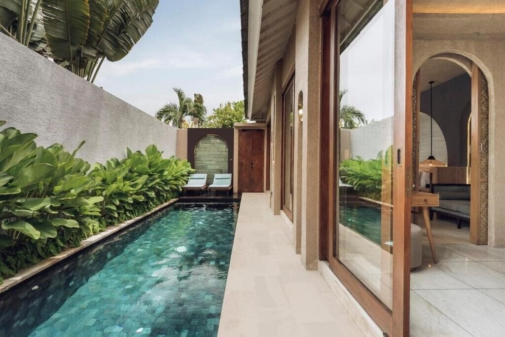 Отель Astera Villa Seminyak by Ini Vie Hospitality 5*