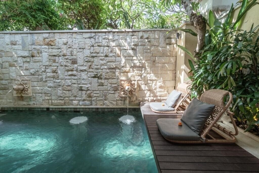 Фото La Vie Villa Seminyak By Ini Vie Hospitality 4*