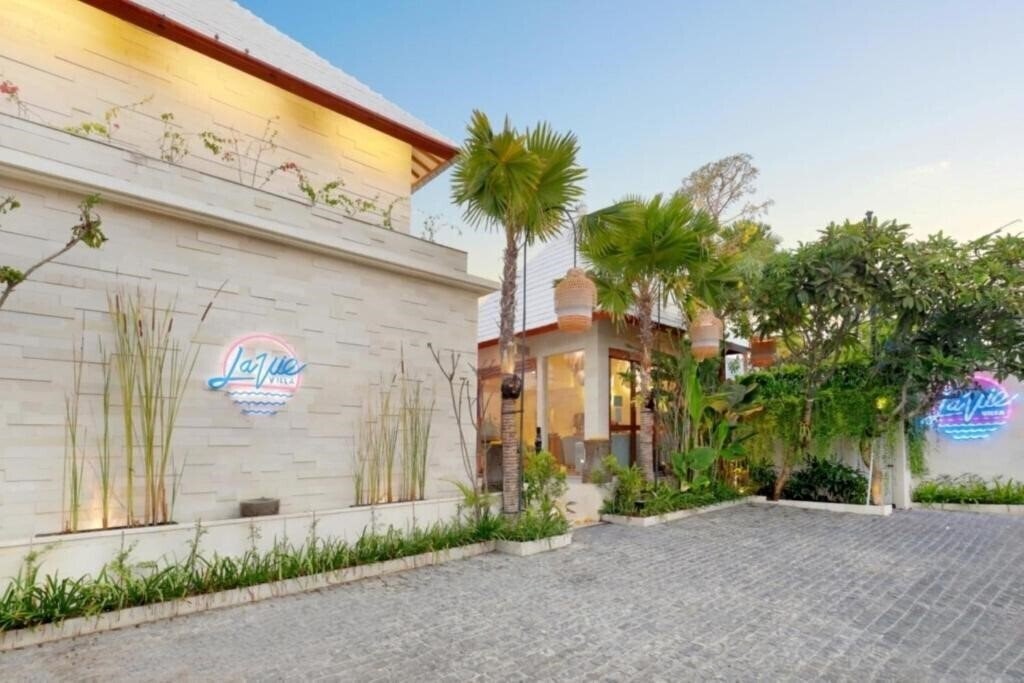 Изображение La Vie Villa Seminyak By Ini Vie Hospitality 4*