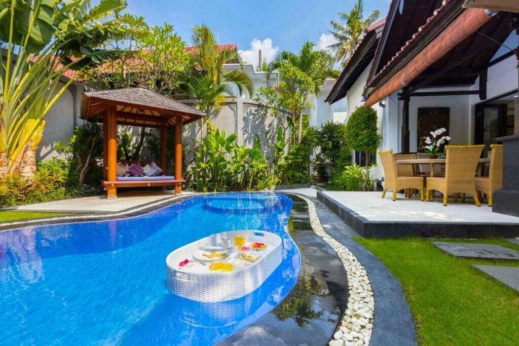 Отель Villa Kibbi 4*