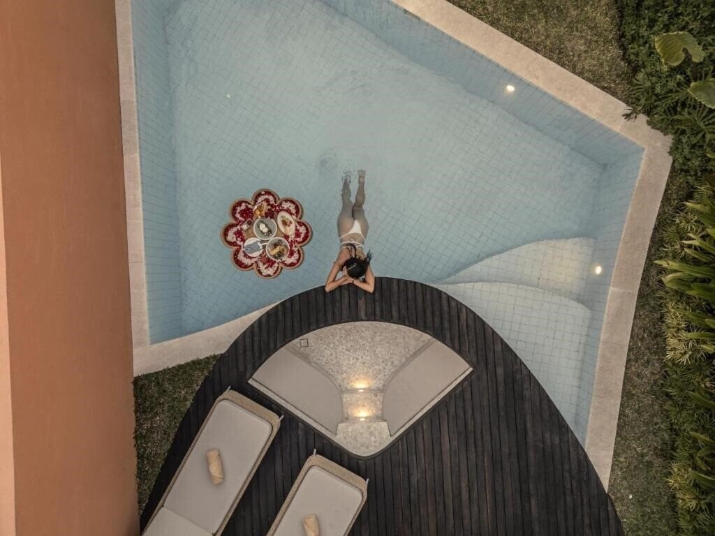 Изображение Ajowa Resort Seminyak by Ini Vie 5*