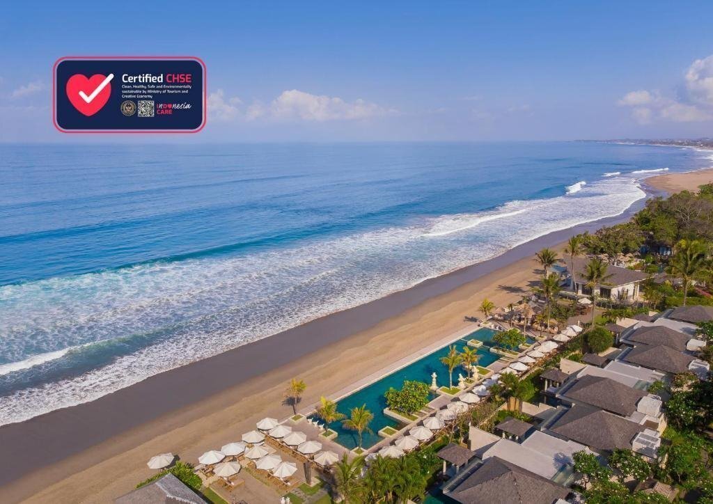 Отель The Seminyak Beach Resort & Spa 5*