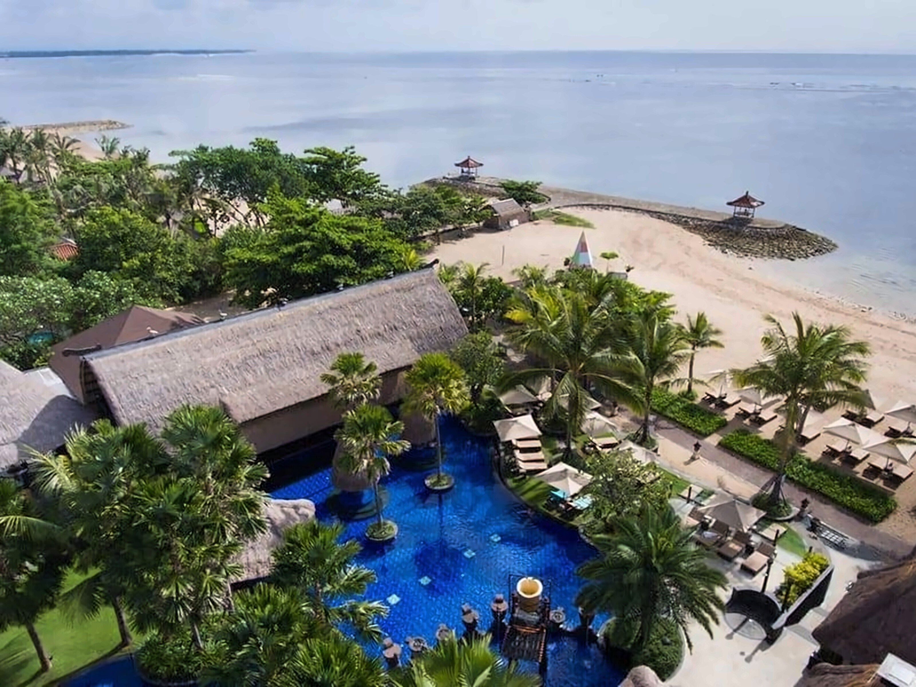 Отель Holiday Inn Resort Bali Nusa Dua an IHG Hotel 5*