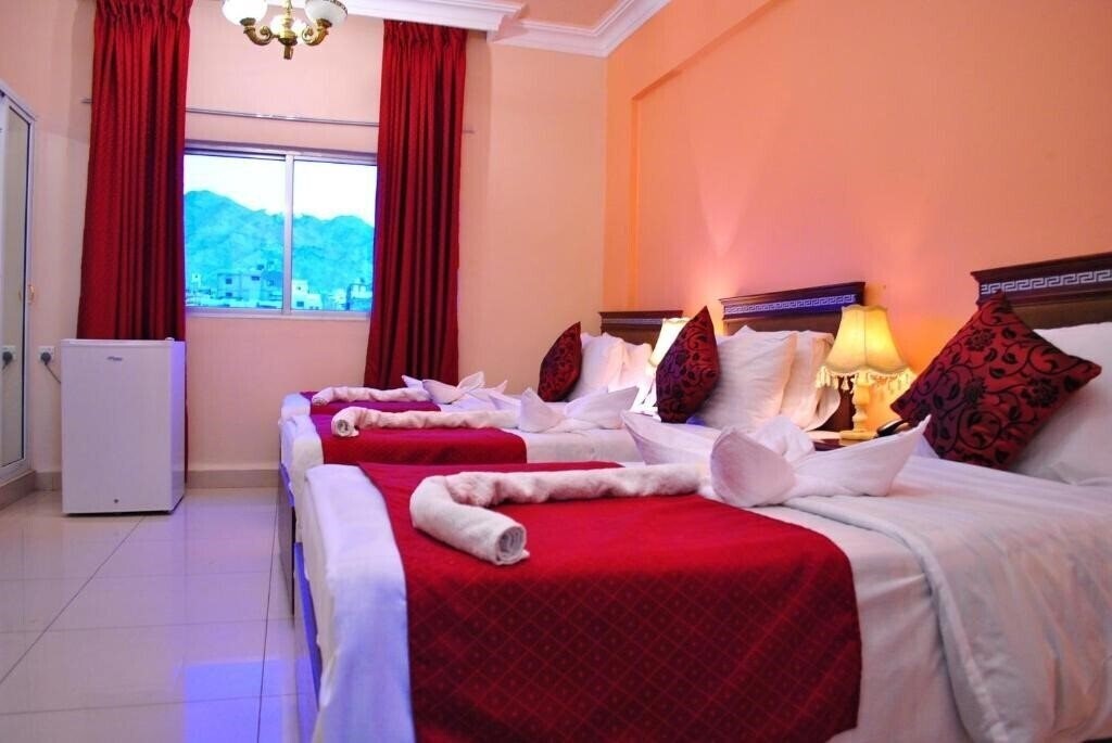 Фото Alqidra Hotel 3*