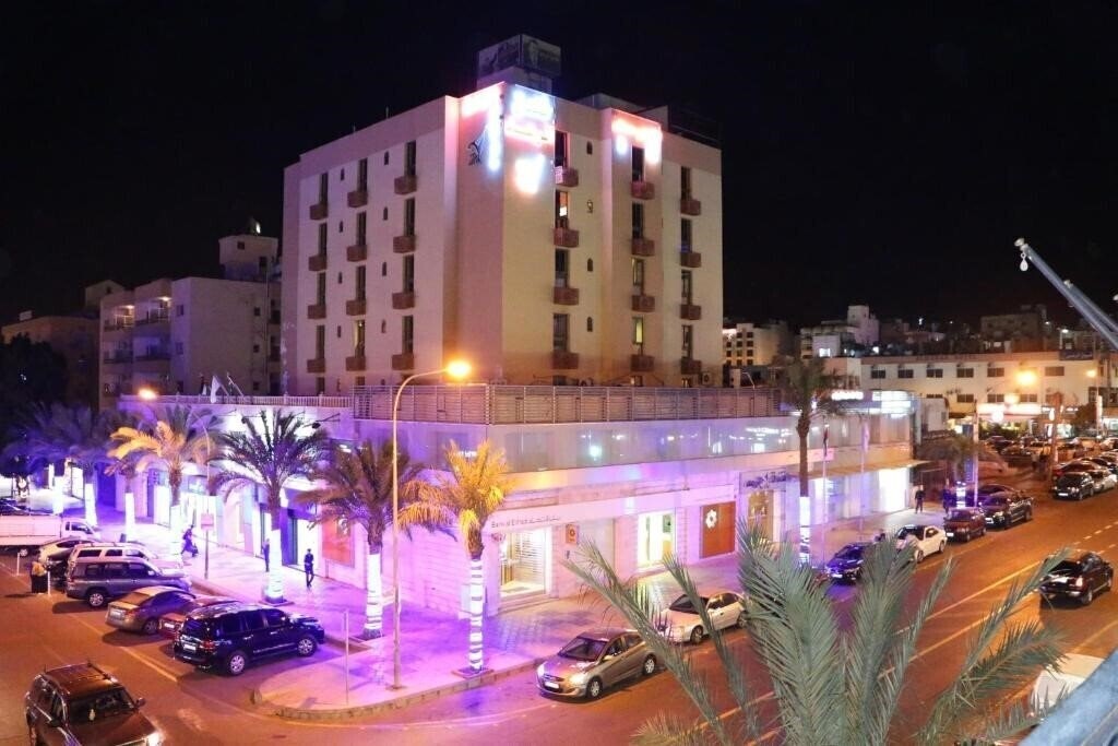 Отель Al Raad Hotel 3*
