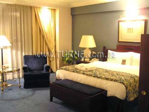 Отель Sheraton Hotel 5*