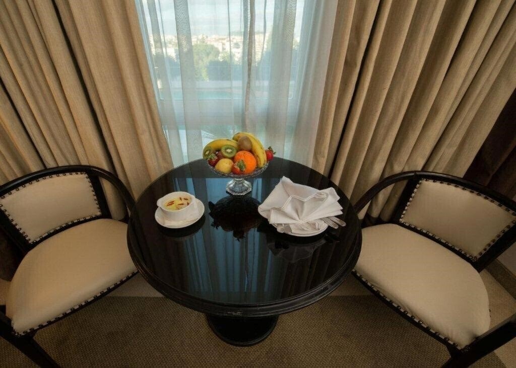 Картинка Century Park 4*