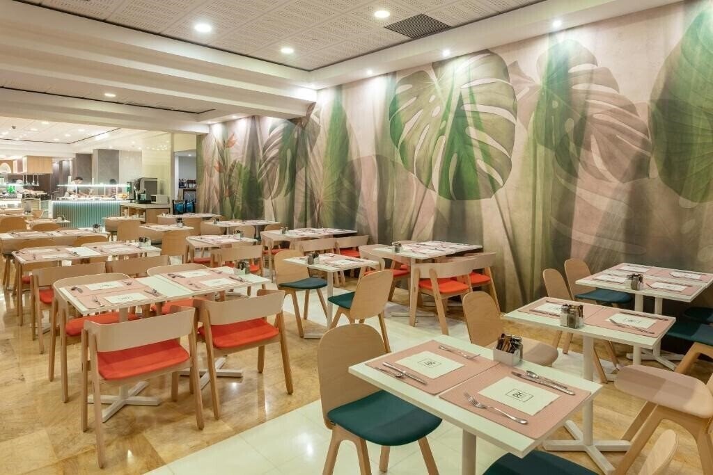 Картинка Rh Ifach 4*