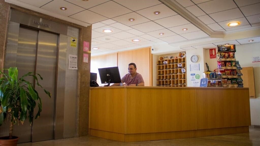 Изображение Hostal Meseguer 3*