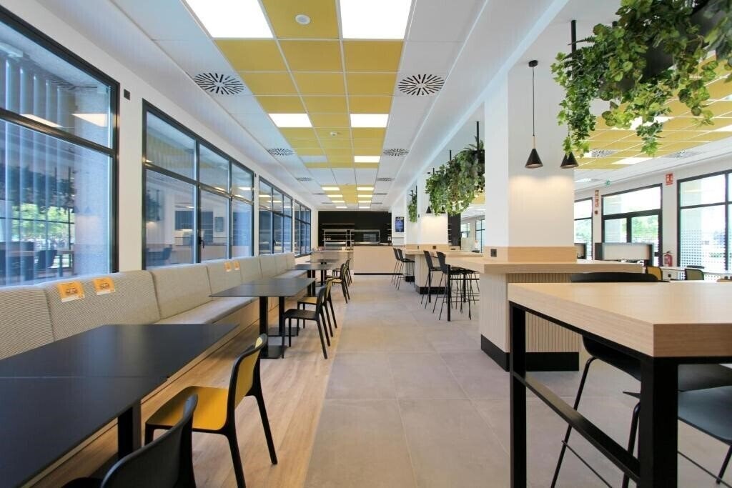 Изображение Villa Alojamiento Y Congresos 3*