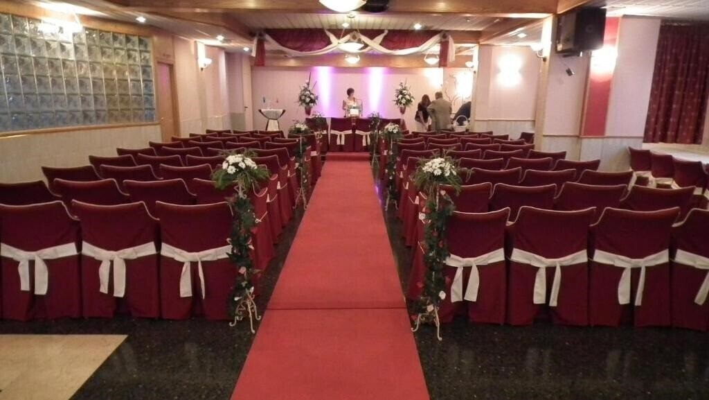 Картинка Hotel Reconquista 3*