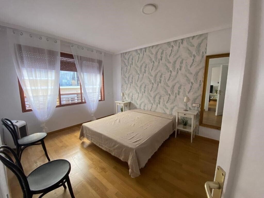Отель Apartamentos Rambla 3*