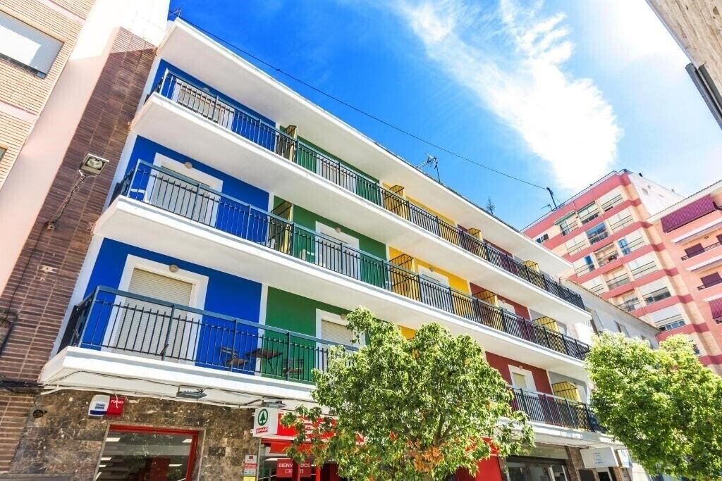 Отель Hostal El Mercat 3*