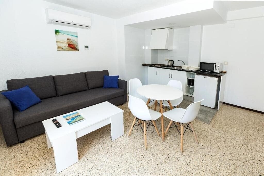 Фотография Hostal El Mercat 3*