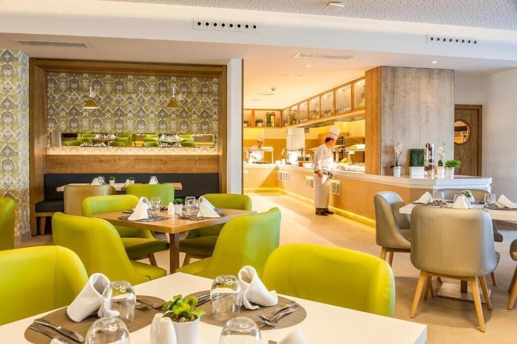 Отель Viva Sunrise 4*