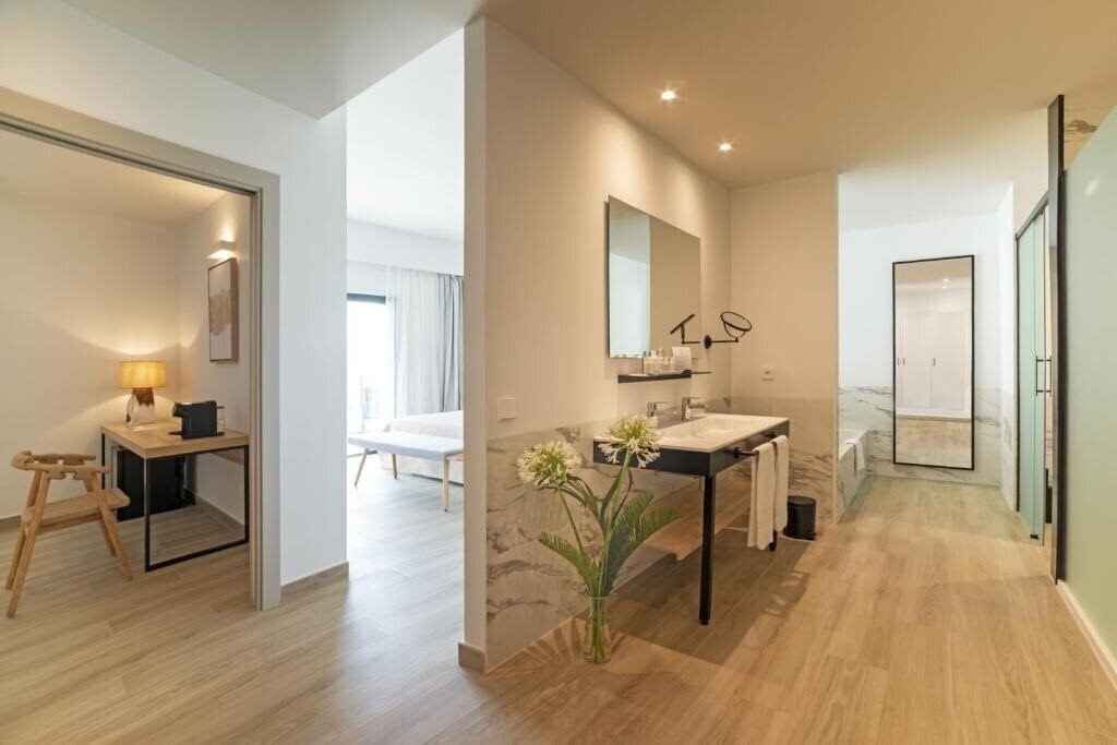 Фотография Cabogata Beach Hotel & SPA 5*