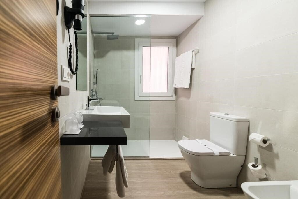 Фотография Torreluz Centro Hotel (ex. Torreluz II Hotel) 2*