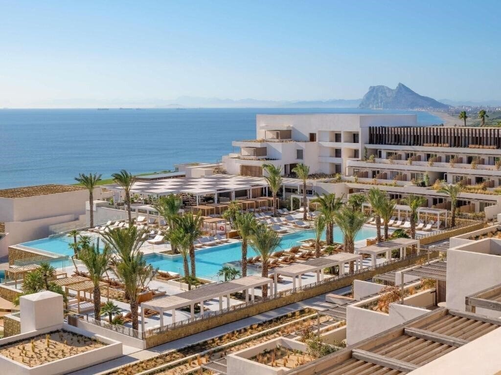 Отель Fairmont La Hacienda Costa Del Sol (ex. Alcaidesa Golf, La Hacienda Golf Resort) 5*