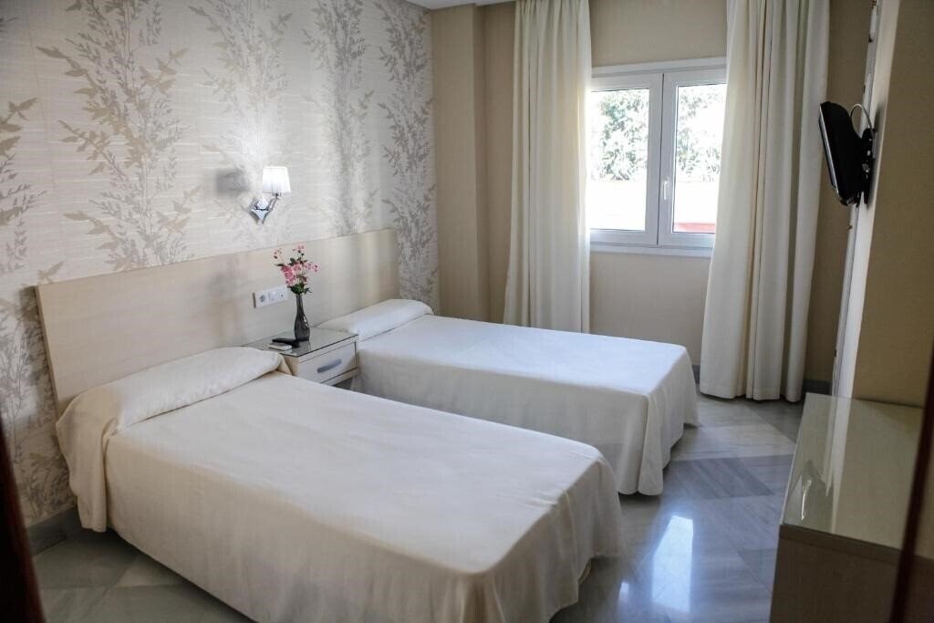 Фото Hostal Chaikana 2*