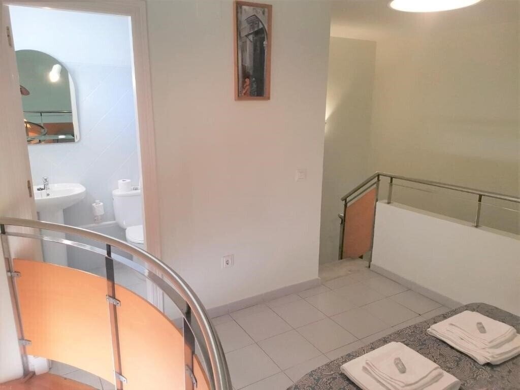 Картинка Apartamentos Larga 70 2*