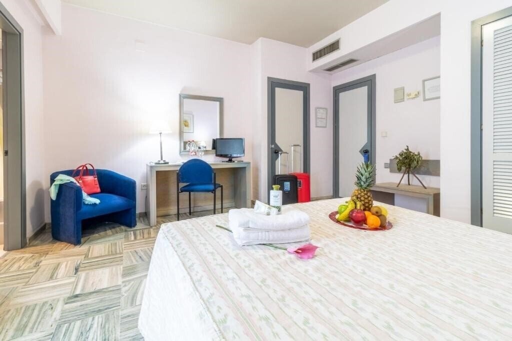 Фотография Hotel Manzanil Restaurante Area de Servicio 3*