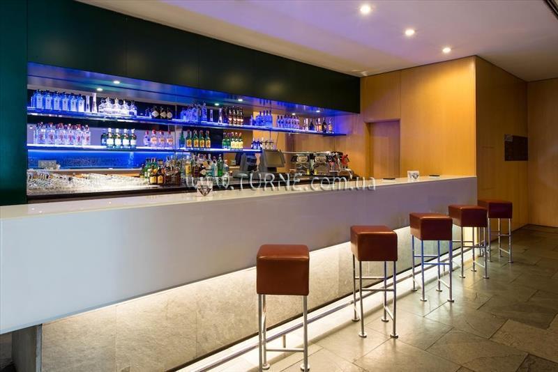 Фото Tryp Aeropuerto 4*