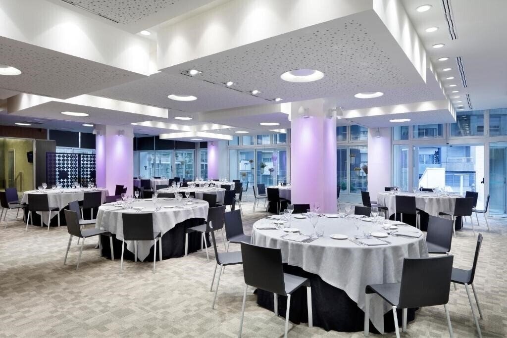 Картинка Melia Barcelona Sarria 5*