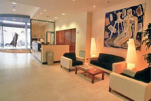 Отель Husa Barcelona Mar 4*