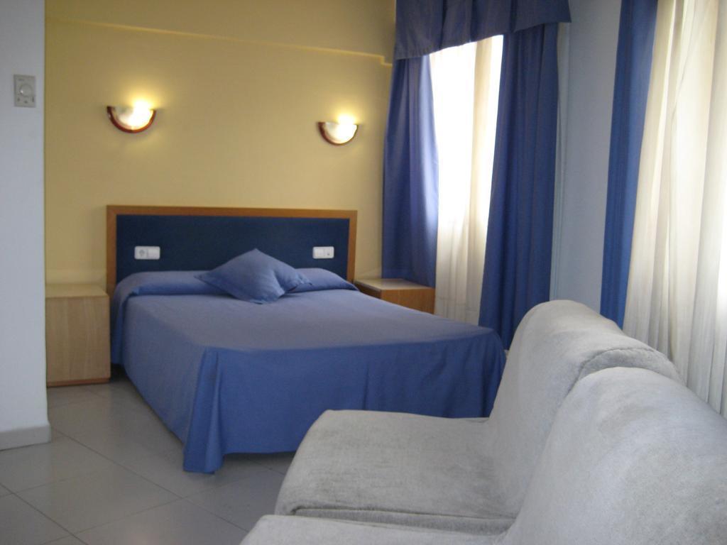 Фото Travessera 2*