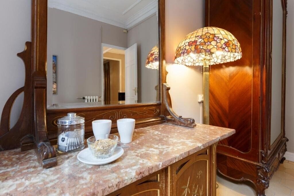 Фотография Ainb B&B Born Via Laietana 2*