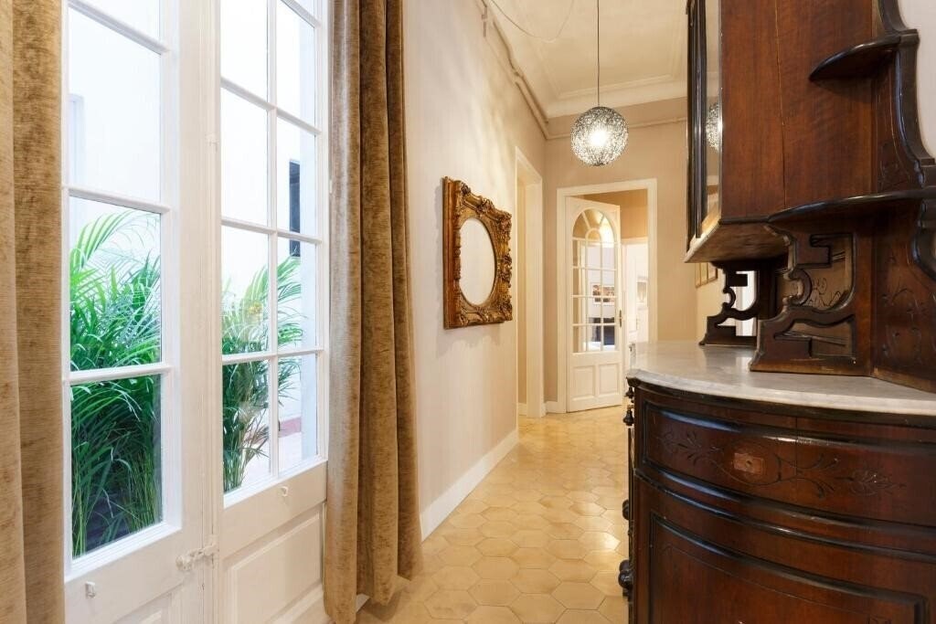Изображение Ainb B&B Born Via Laietana 2*