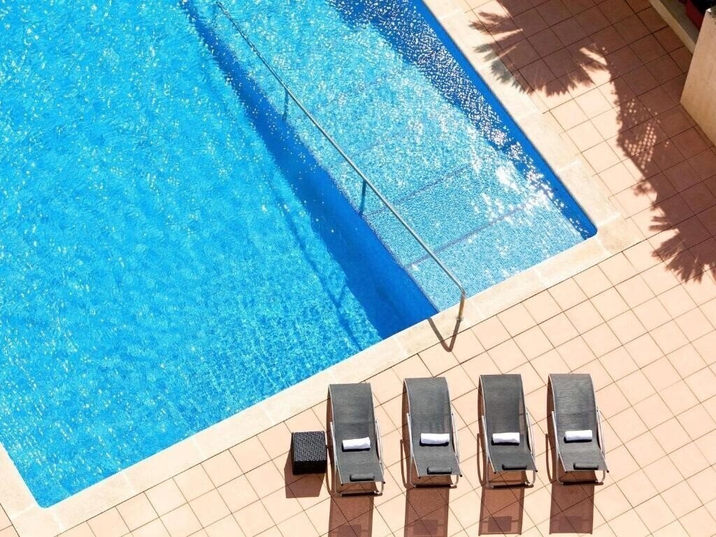 Фото Ibis Styles Barcelona Sant Joan Despi (ex. Novotel Barcelona Sant Joan Despi) 4*