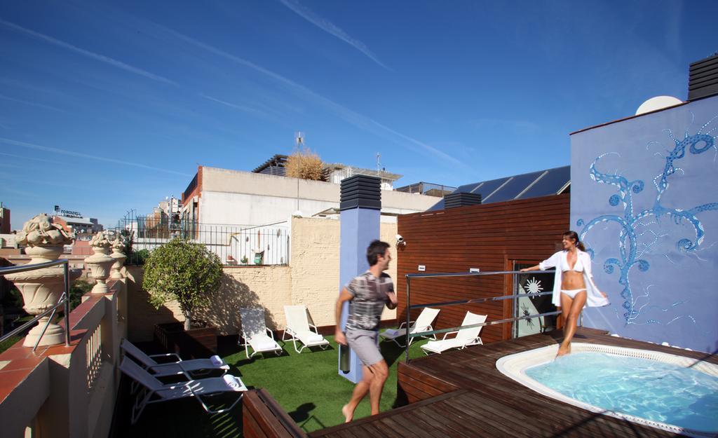 Отель Ciutat Vella 3*