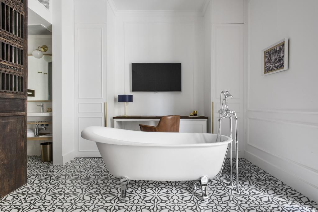 Изображение Midmost 4*