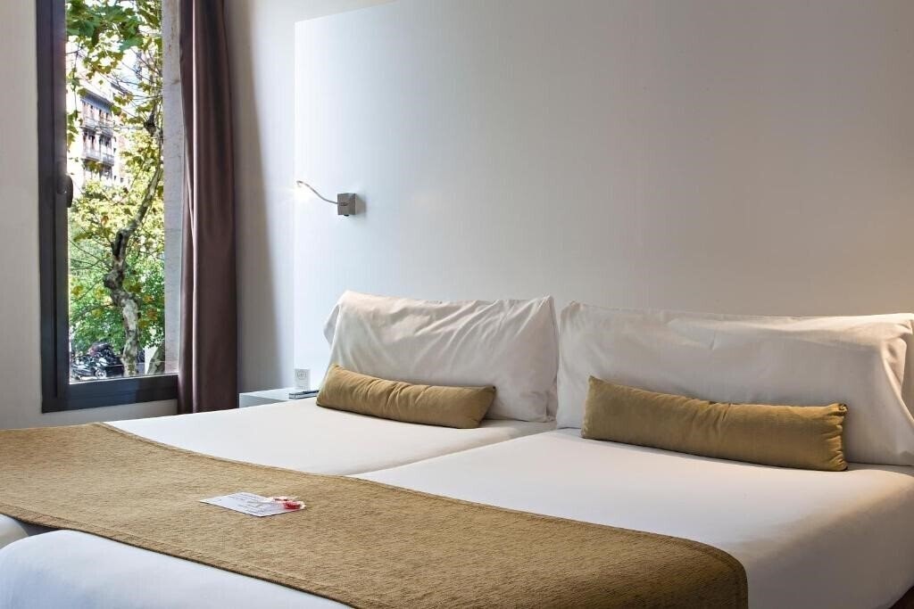 Фото Bcn Urban Del Comte 2*