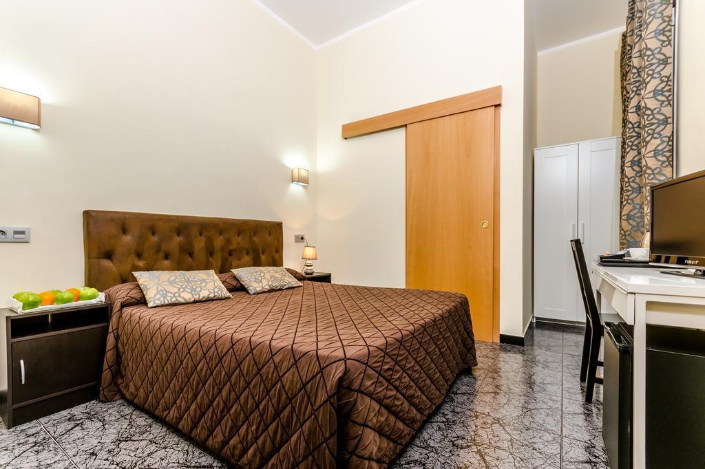 Изображение Victoria Palace 2*