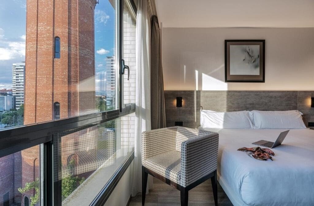 Отель Attica 21 Barcelona Mar 4*