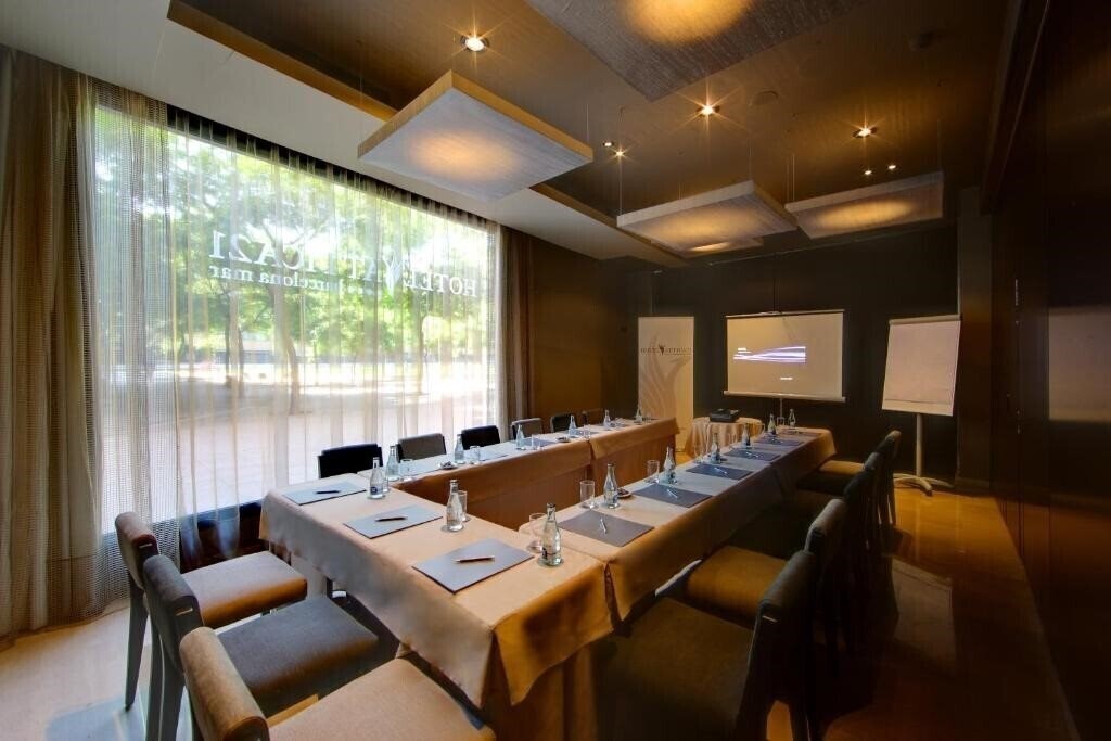 Фотография Attica 21 Barcelona Mar 4*