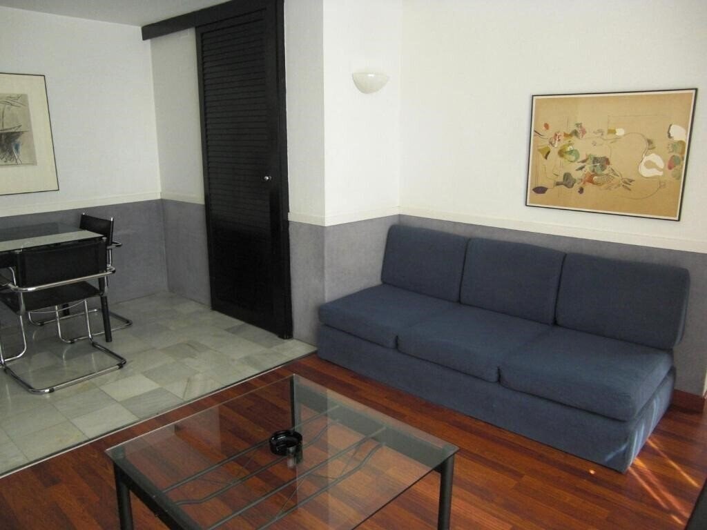 Картинка Apartamentos Descartes 3*