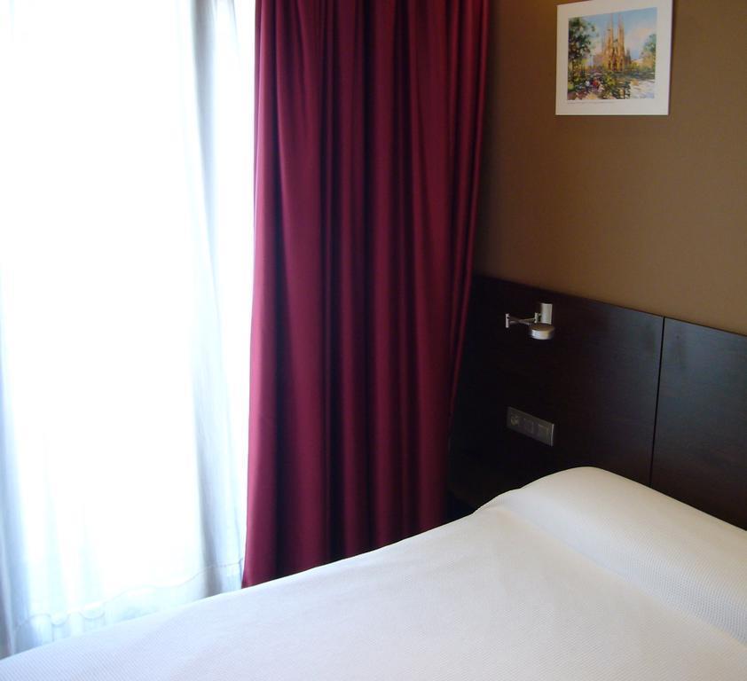 Фотография H Cristina 2*