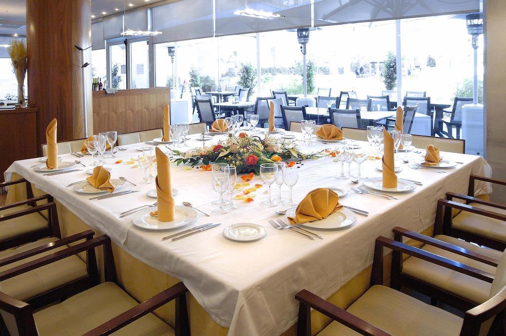 Картинка Evenia Rossello 4*