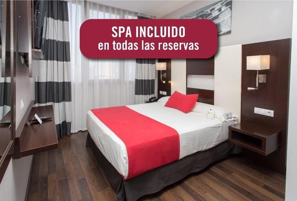Отель Olimpica Suites 4*