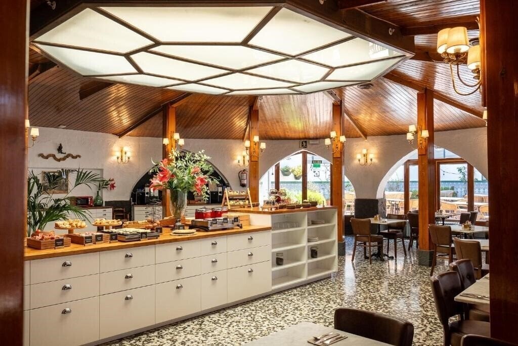 Фотография Meson Castilla 2*