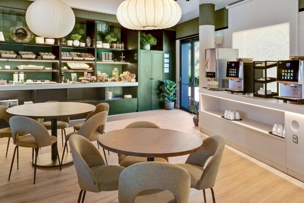 Фото B&B Hotel Barcelona Granollers (ex. Sidorme Barcelona Granollers) 2*