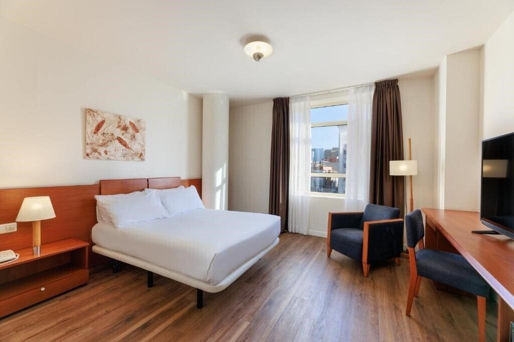 Отель Sabadell 4*