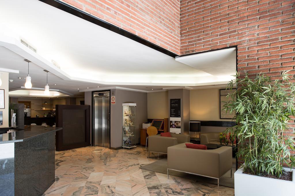 Изображение Hotel Catalonia Albeniz 3*