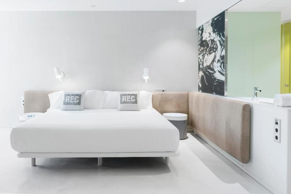 Изображение Rec Barcelona 3*