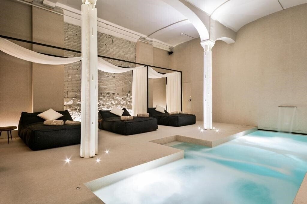 Изображение Yurbban Passage & SPA 4*