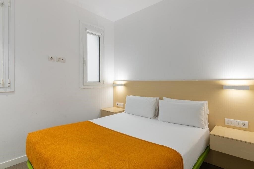 Фотография Cosmo Apartments Marina Auditori 3*