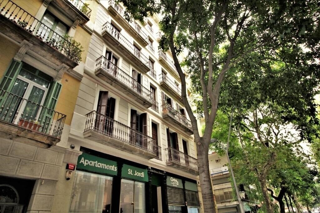 Изображение Apartaments Sant Jordi Girona 97 3*